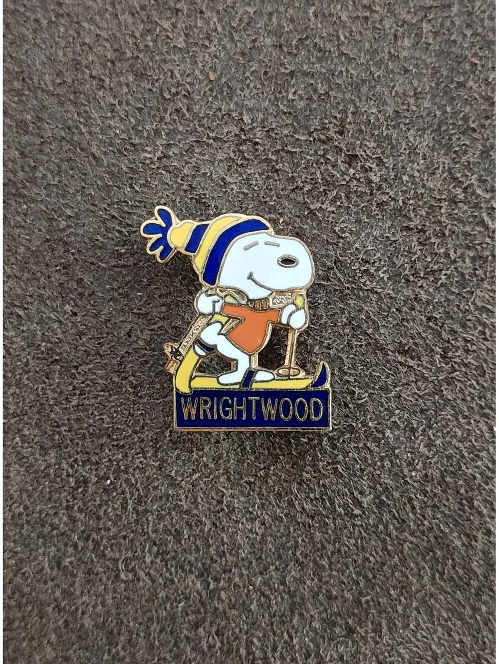 1970s Peanuts Snoopy Skiing Wrightwood  Cloisonné Gold Tone Enamel Pin